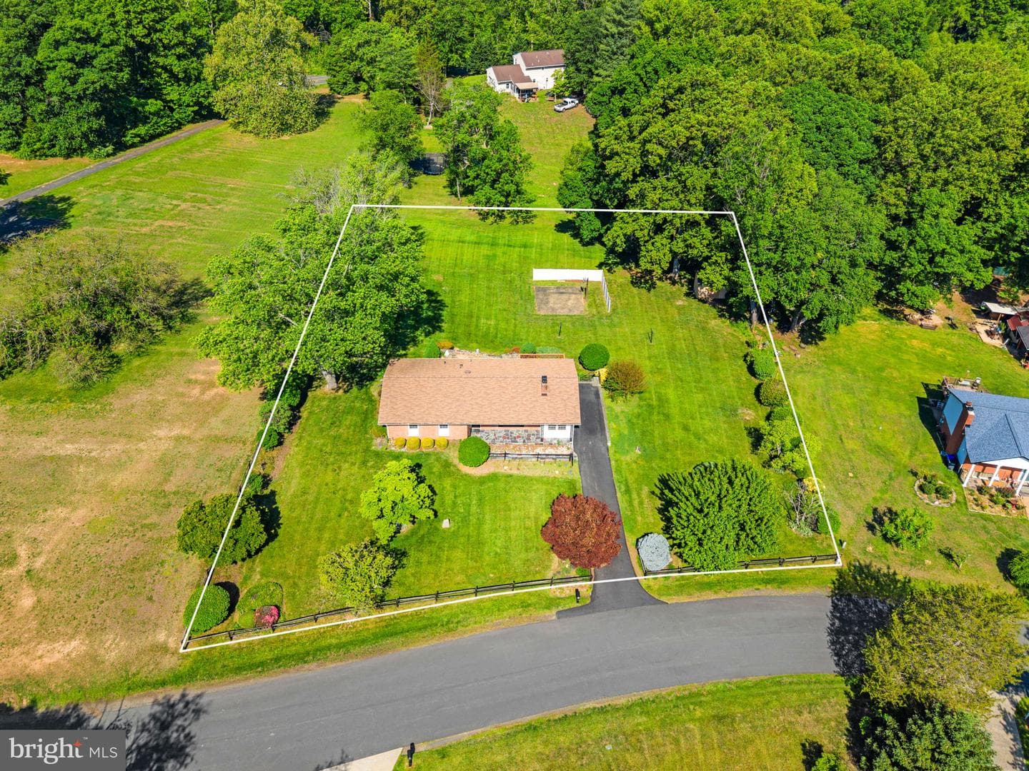 9706 Signal Ct photo 2