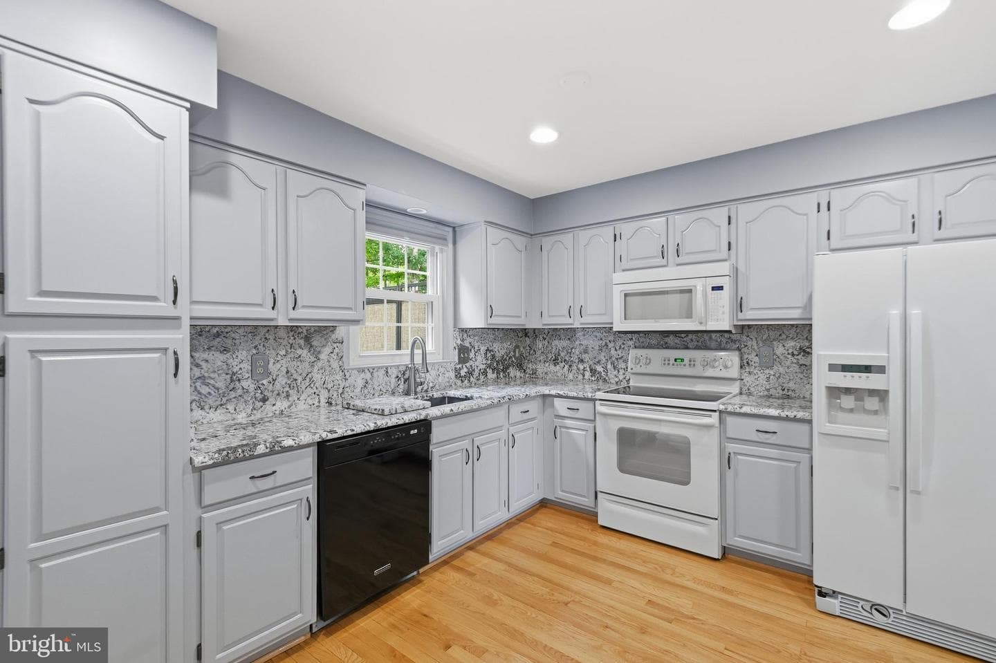 12418 Eden Ln photo 15