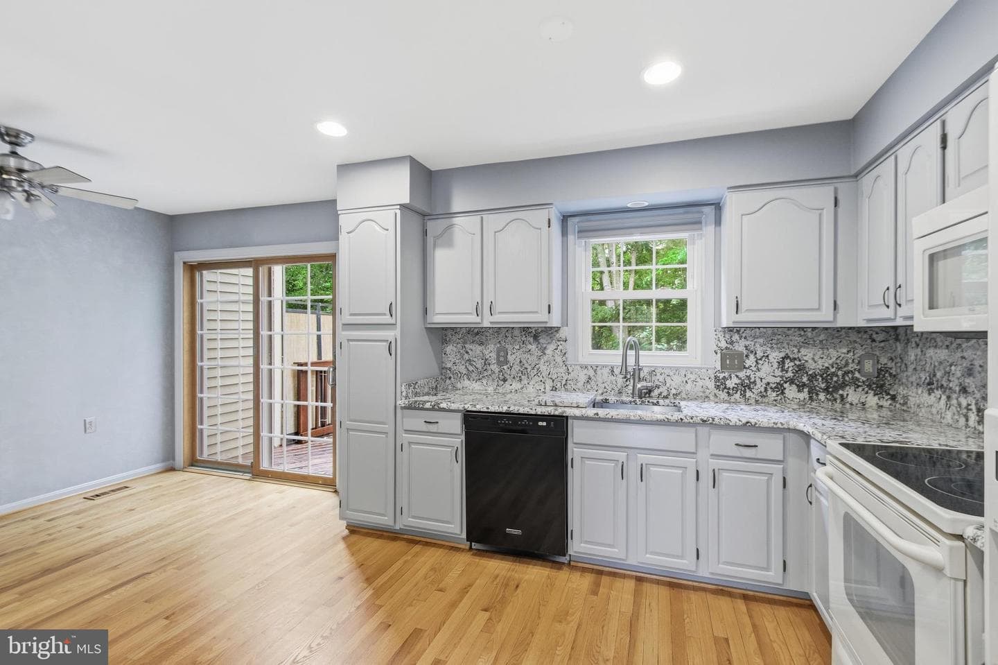 12418 Eden Ln photo 17