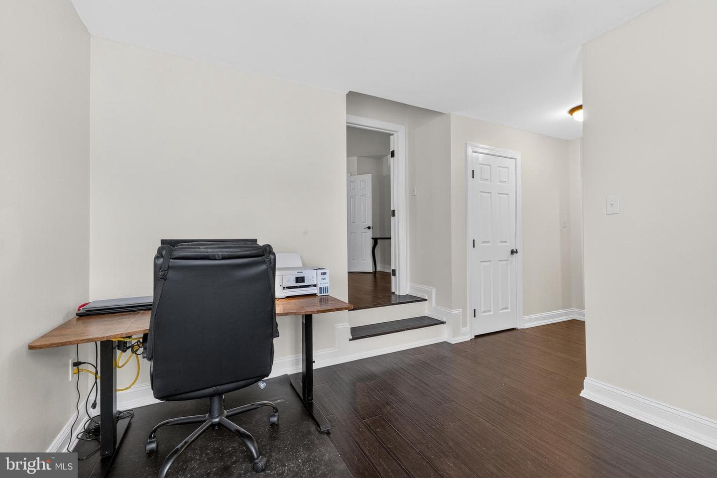 8020 Amsterdam Court photo 38