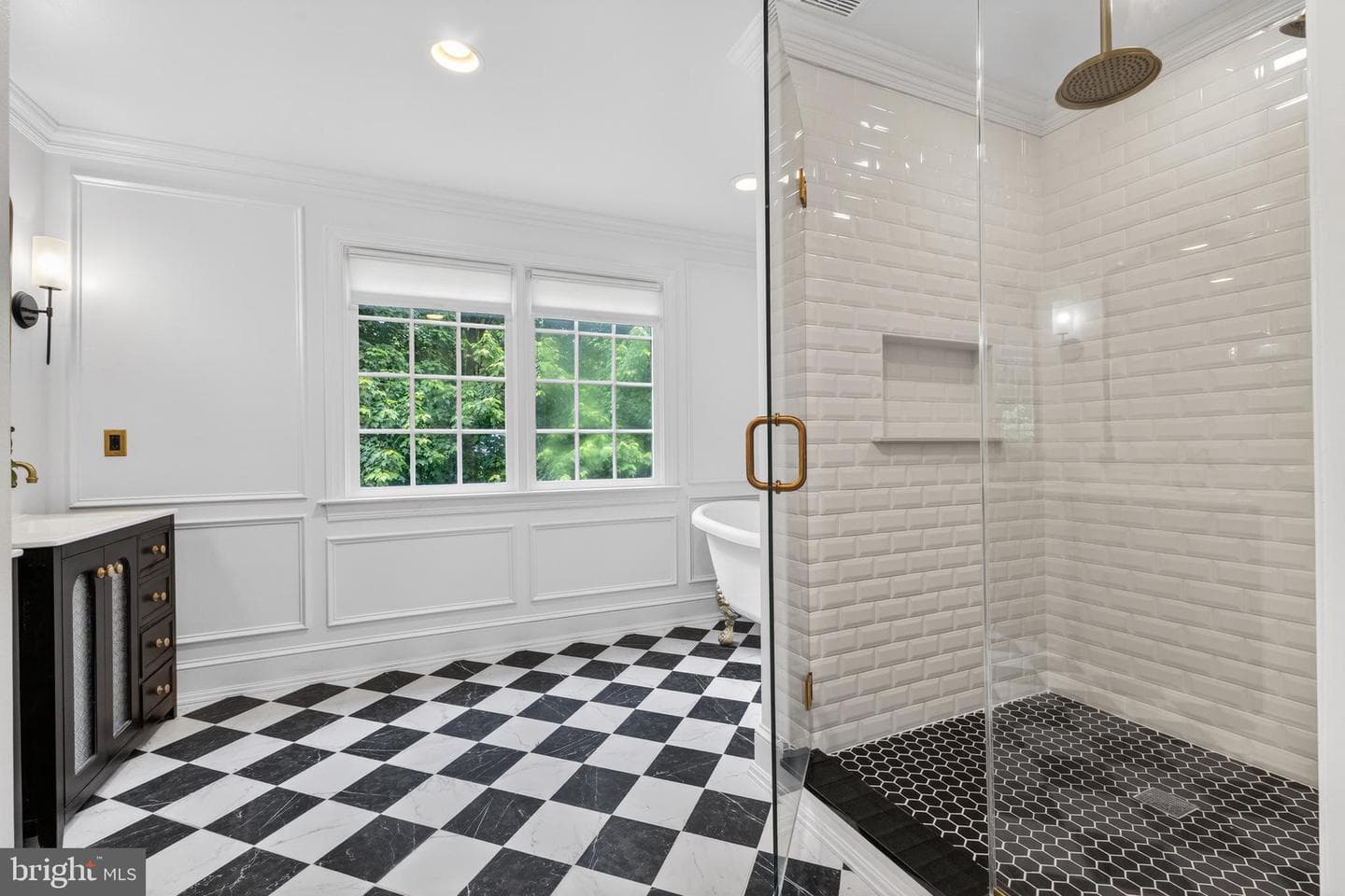 8020 Amsterdam Court photo 40