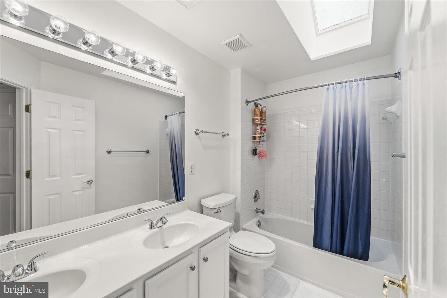 6040 Wake Crest Court photo 28
