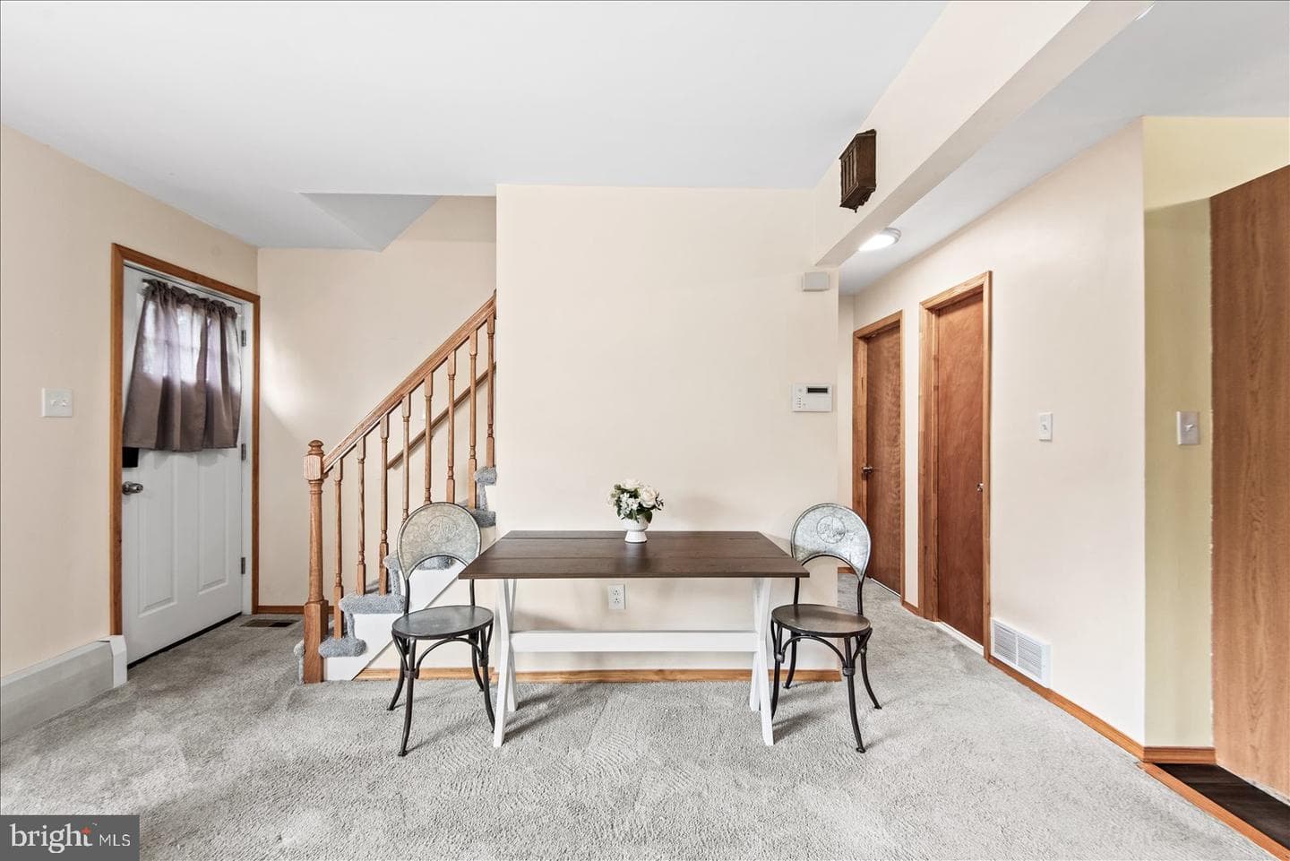 13706 Botts Ave photo 9