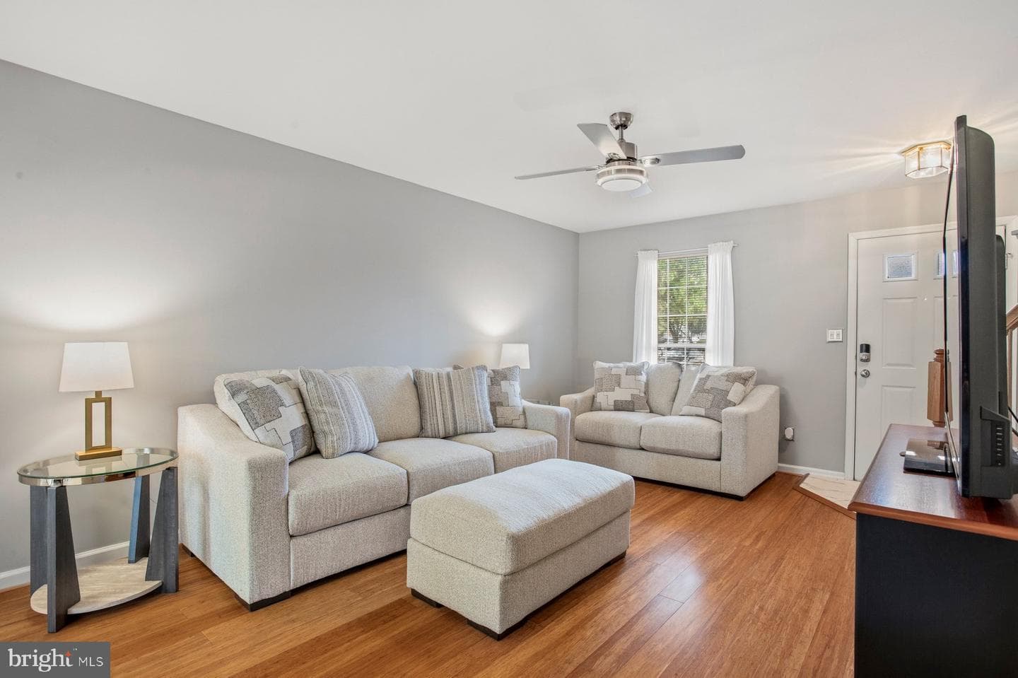 1736 Tiger Lily Circle photo 7