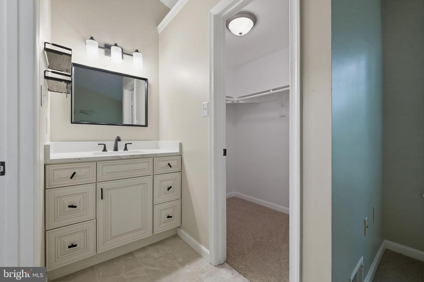 15759 Widewater Drive photo 32