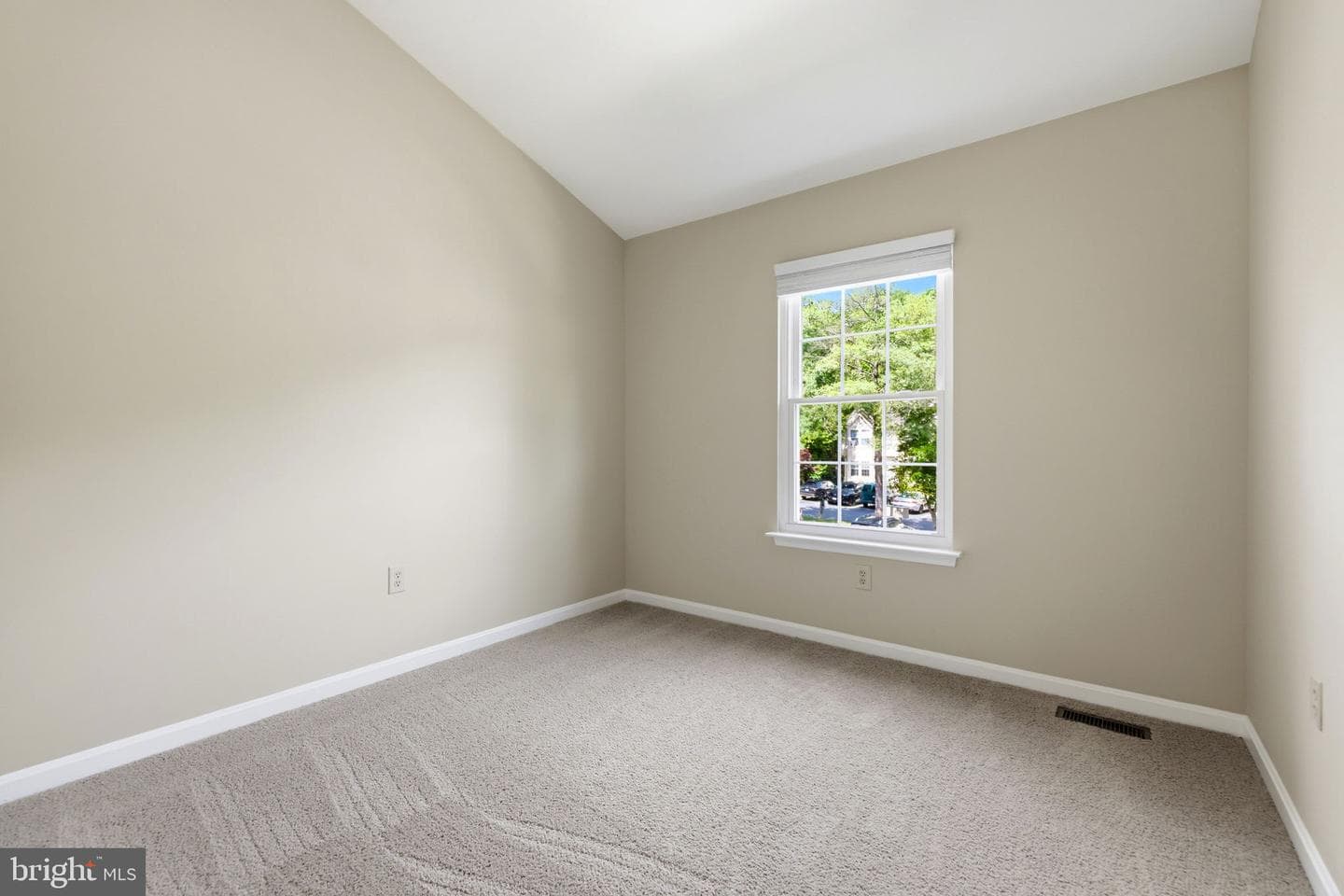 15759 Widewater Drive photo 35