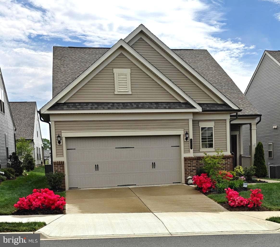 6373 Virginia Bluebell Lane photo 2