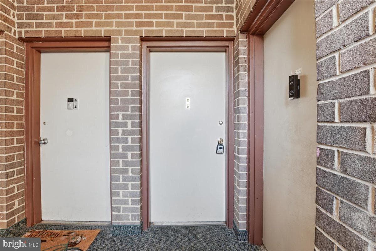 1550 Renate Drive #203 photo 3