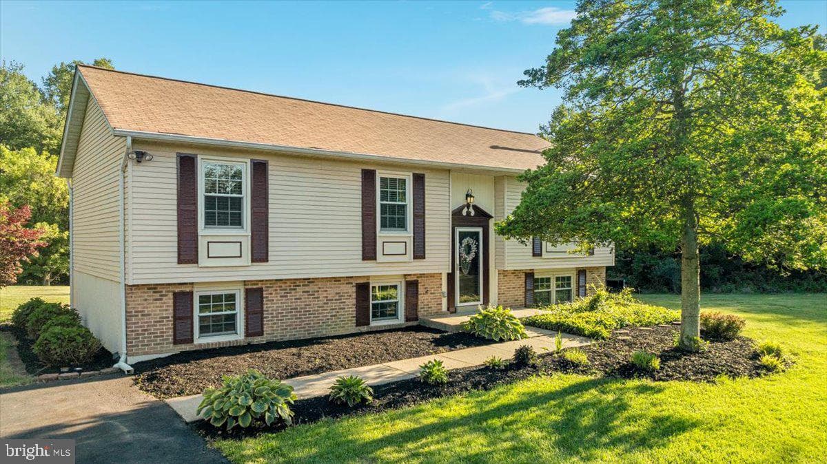 8201 Morningside Drive photo 3