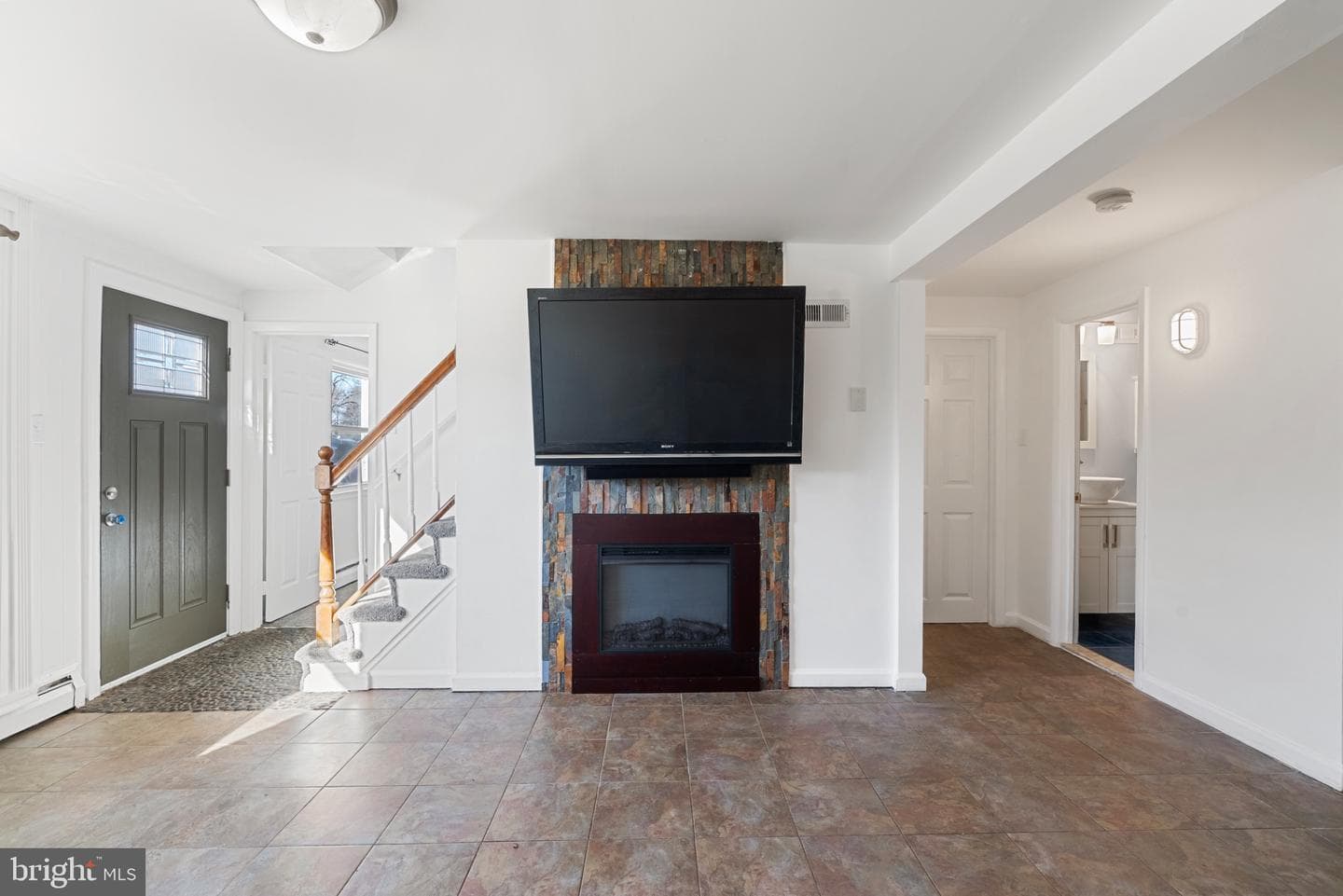 13421 Hillendale Drive photo 11