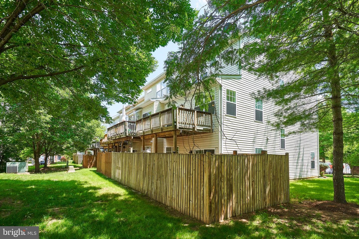 10196 Pale Rose Loop photo 46