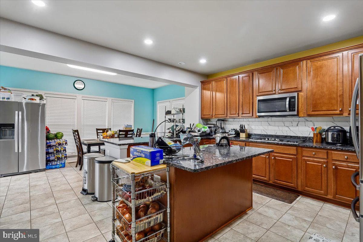 9008 Fletcher Farm Ct photo 14