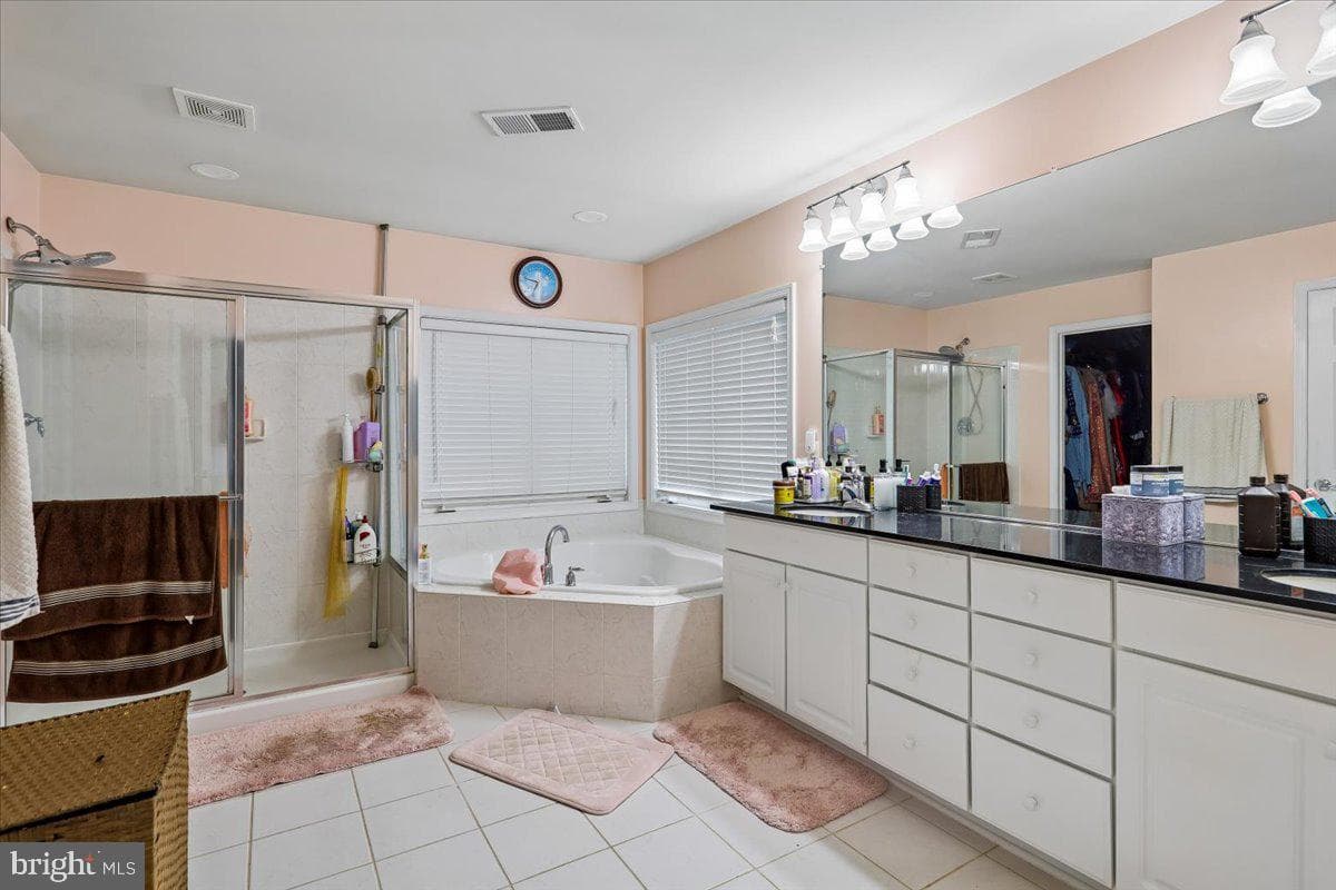 9008 Fletcher Farm Ct photo 21