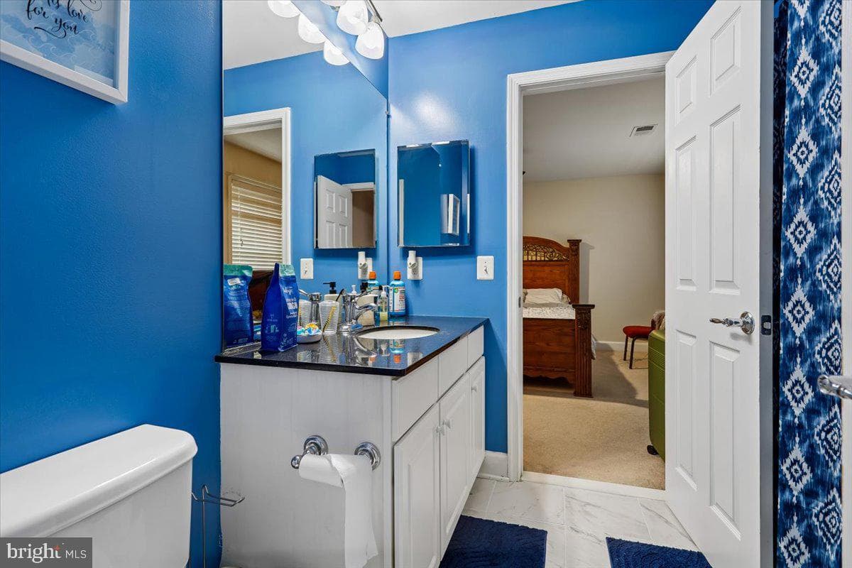 9008 Fletcher Farm Ct photo 22