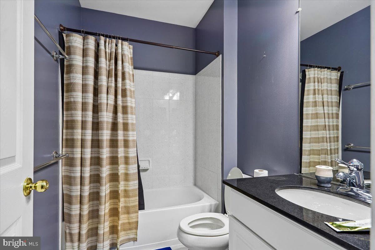 9008 Fletcher Farm Ct photo 27