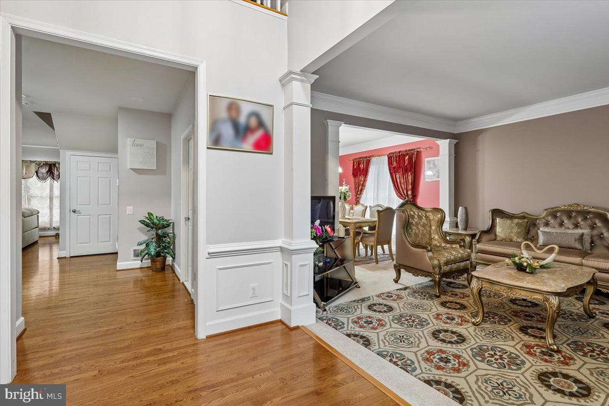 9008 Fletcher Farm Ct photo 9