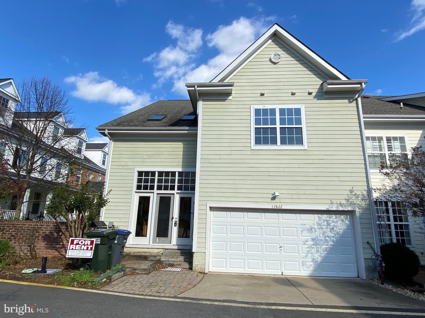 13822 Custis Square photo 3