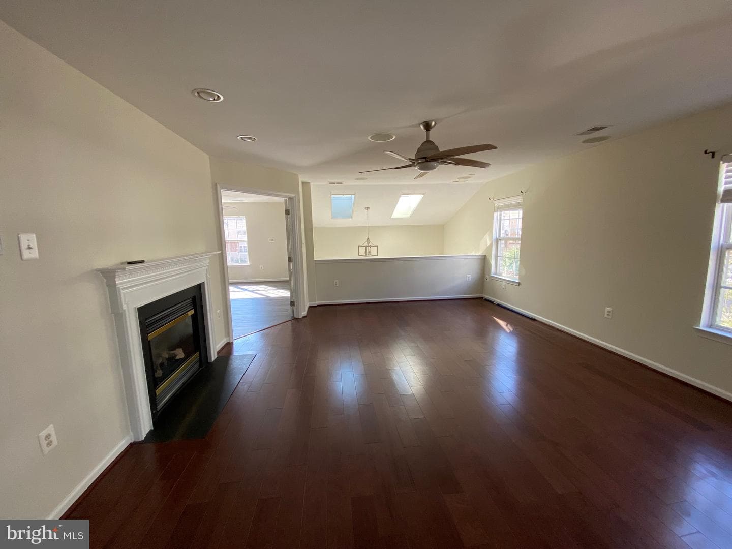 13822 Custis Square photo 7