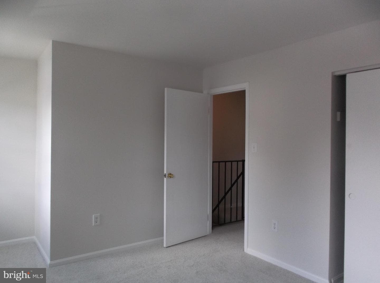 4624 Whitaker Pl photo 13