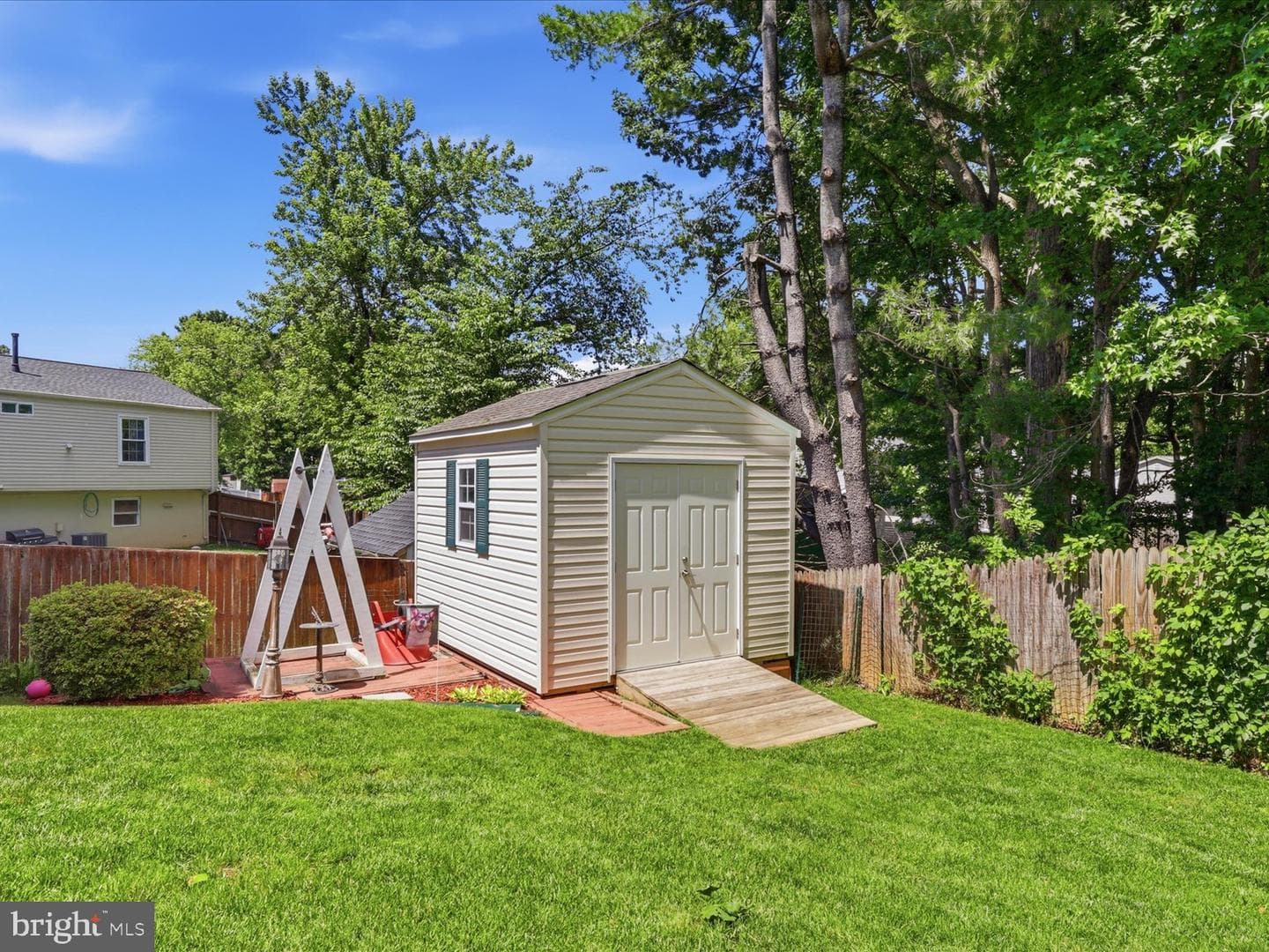 14330 Lindendale Road photo 32