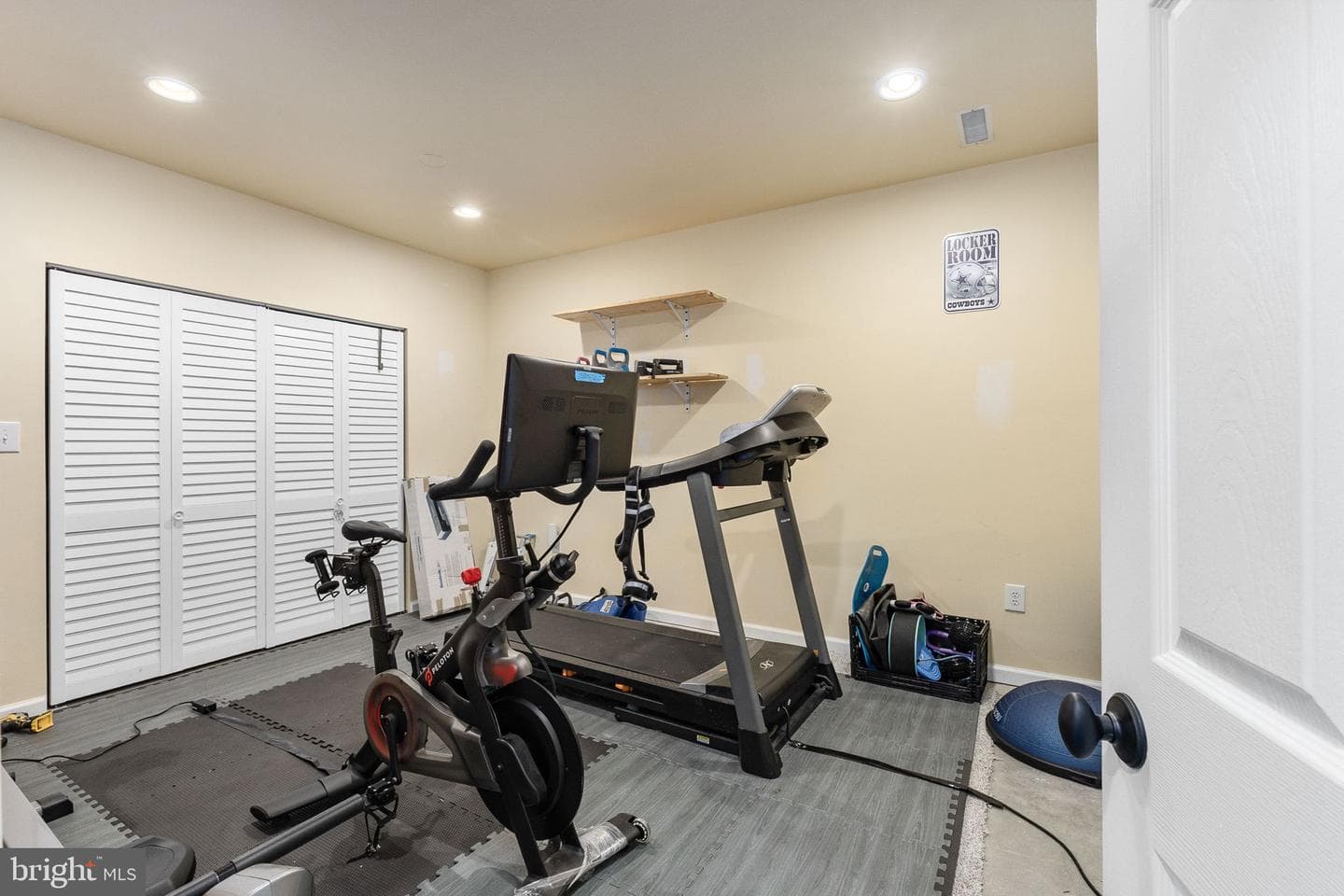 2944 American Eagle Boulevard photo 47