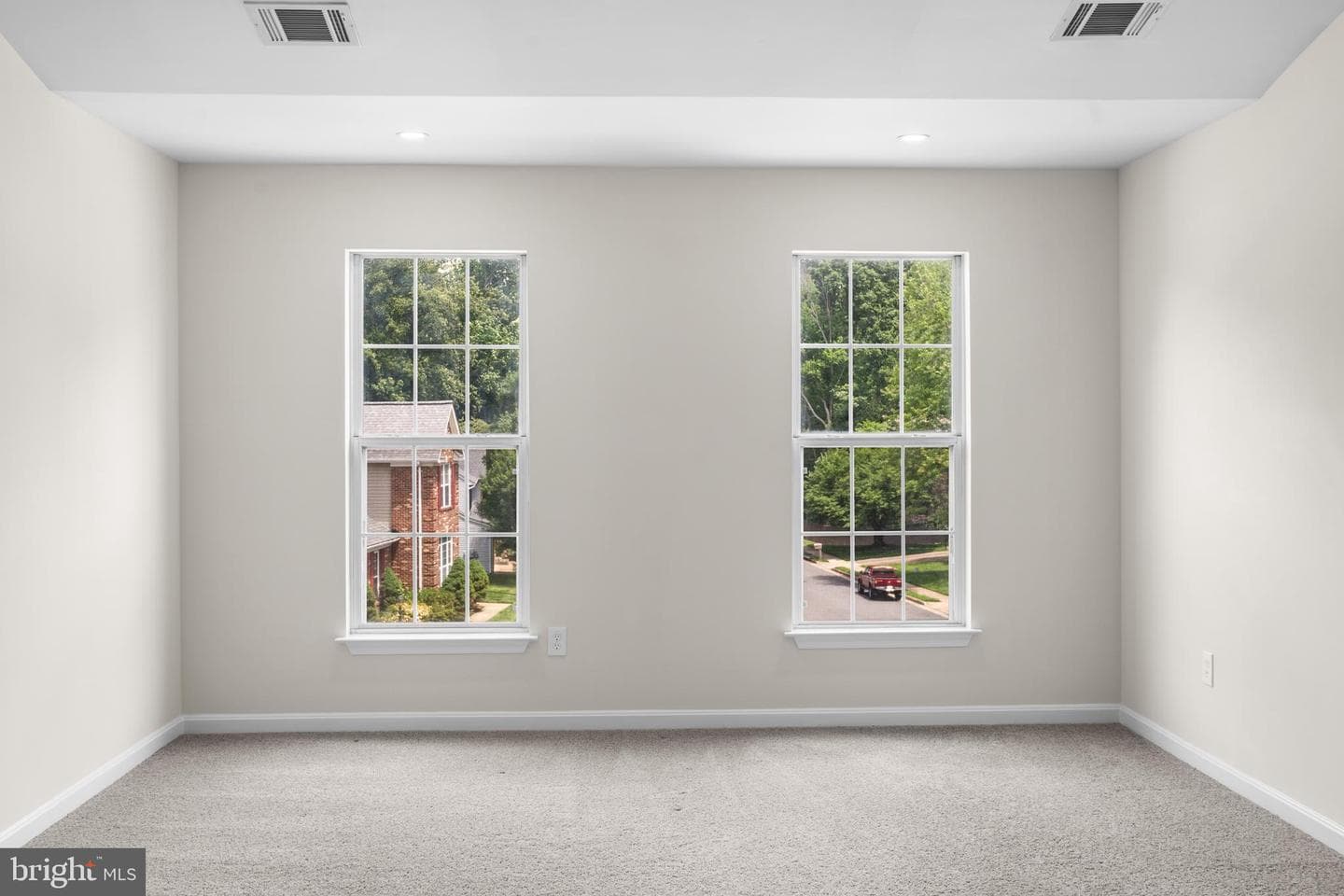 4925 Frishman Court photo 49
