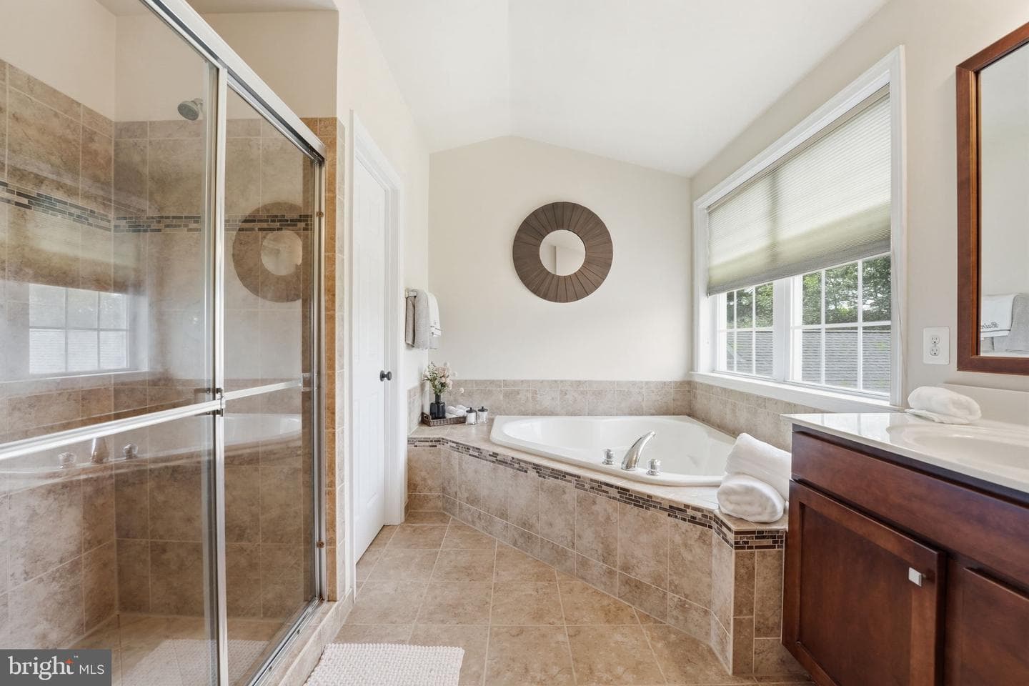 15107 Kroll Ln photo 35