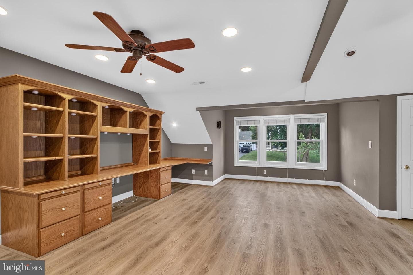 8238 Sunset Drive photo 39