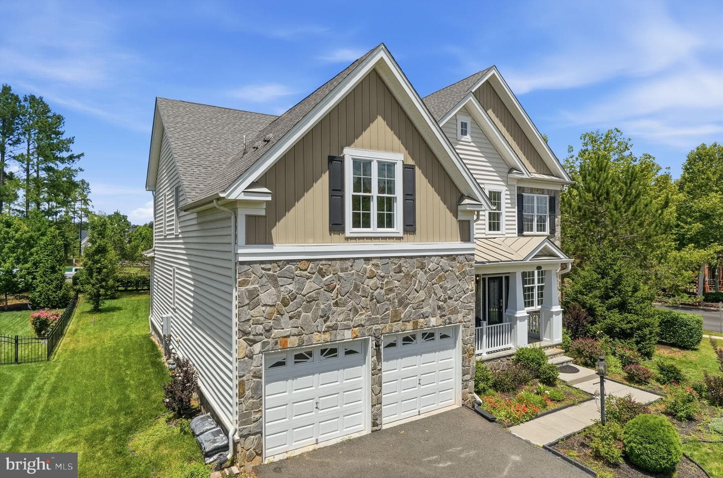 15300 Turning Leaf Place photo 3