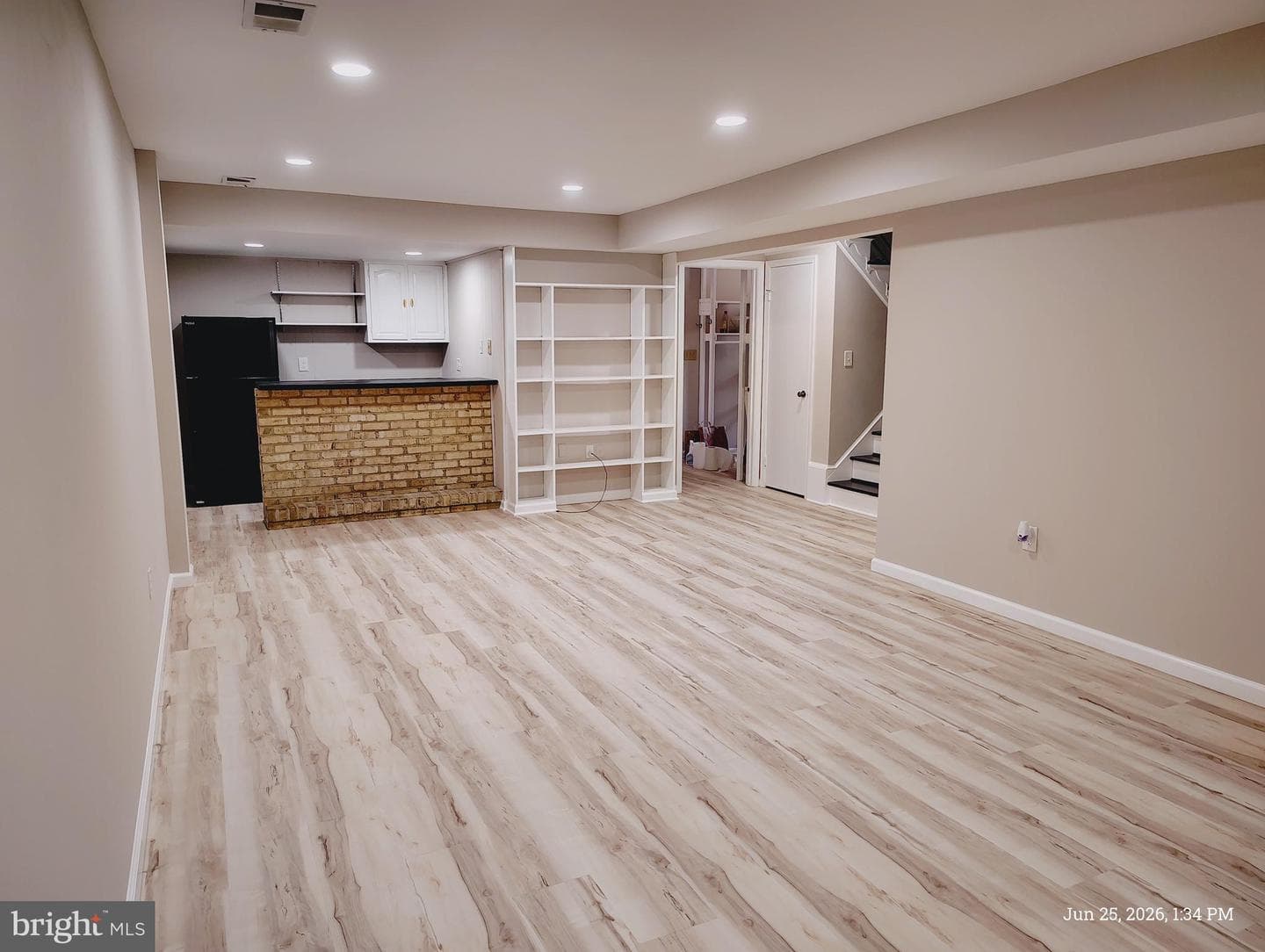 4223 Avon Drive photo 40