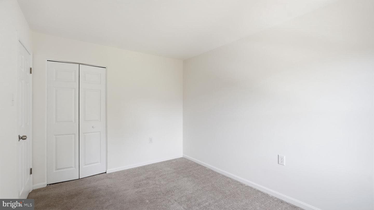 2910 Seminole Road photo 27