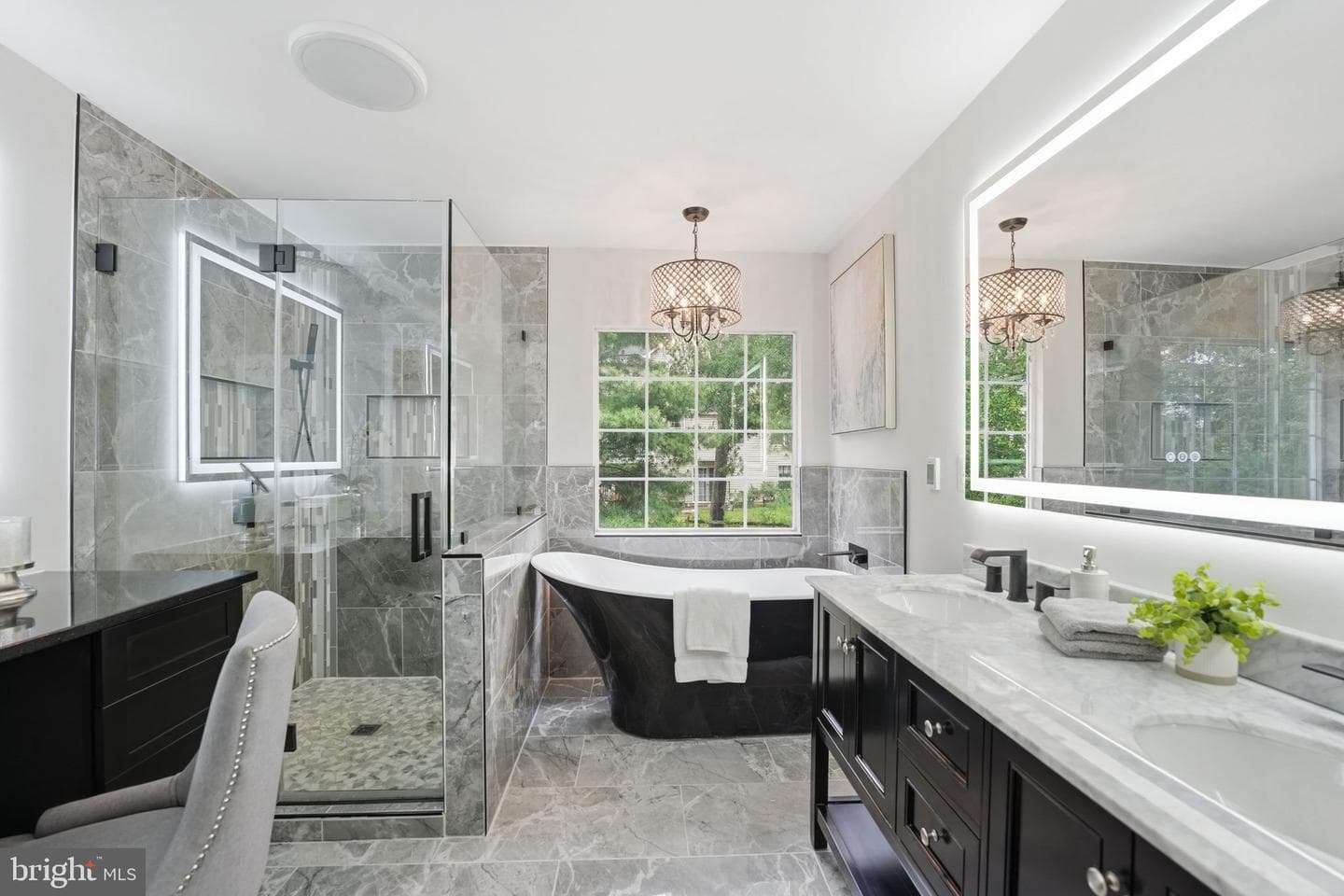 9532 Clematis Street photo 11