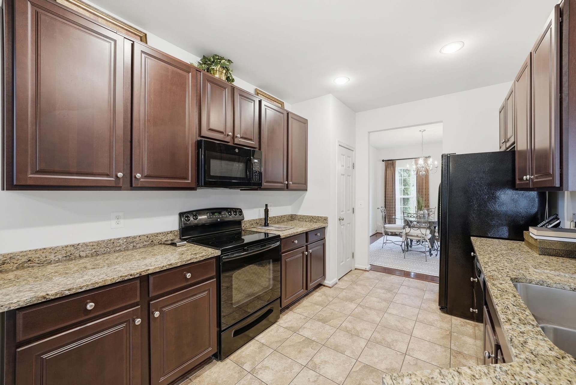 16311 Catenary Drive photo 9