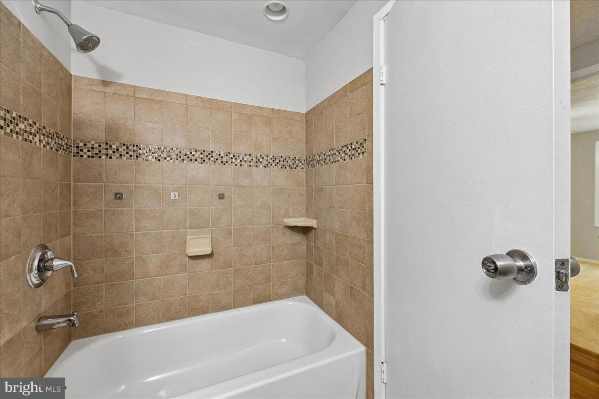 16017 Fairway Drive photo 19