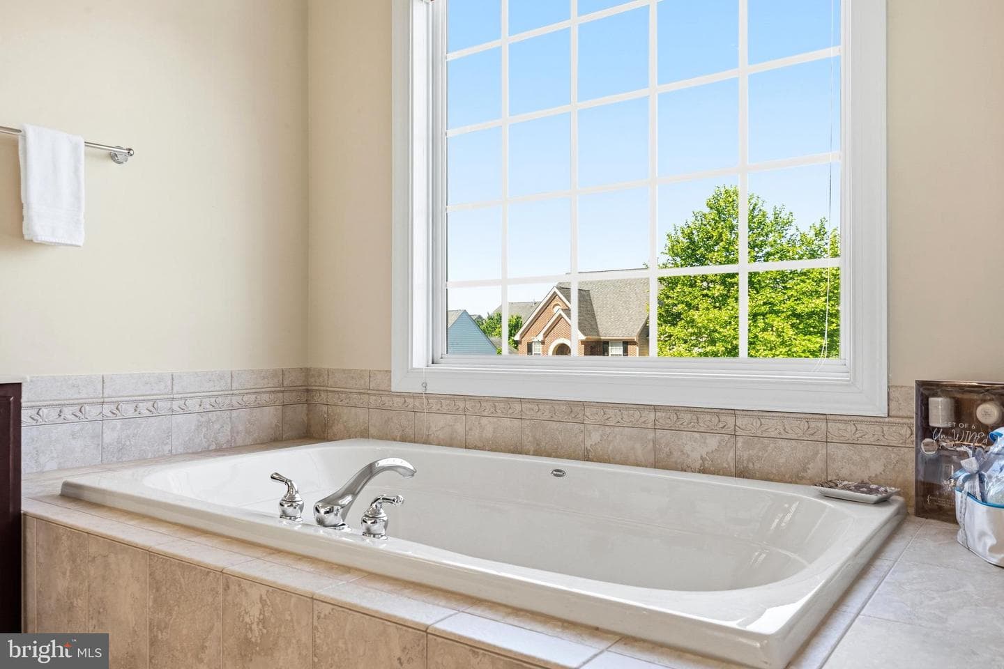 2450 Transom Place photo 32