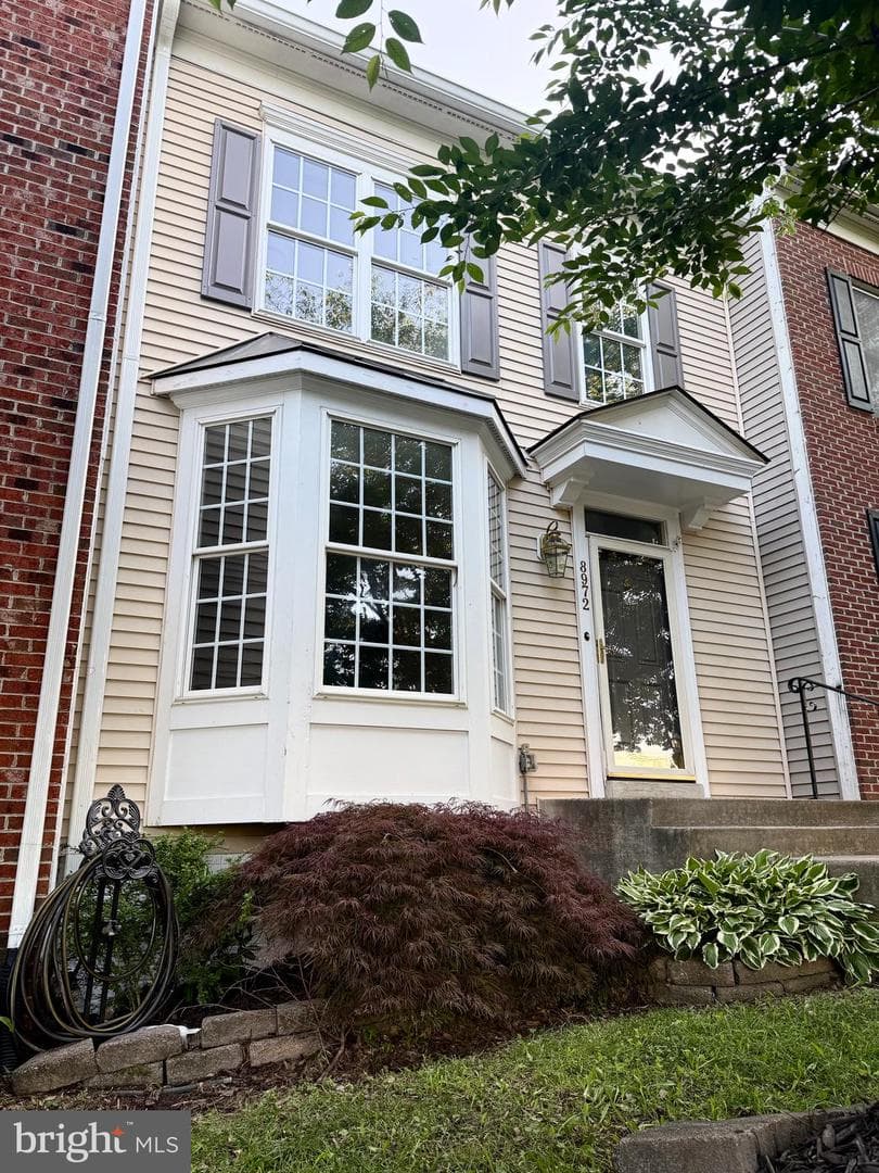 8972 Benchmark Lane photo 3
