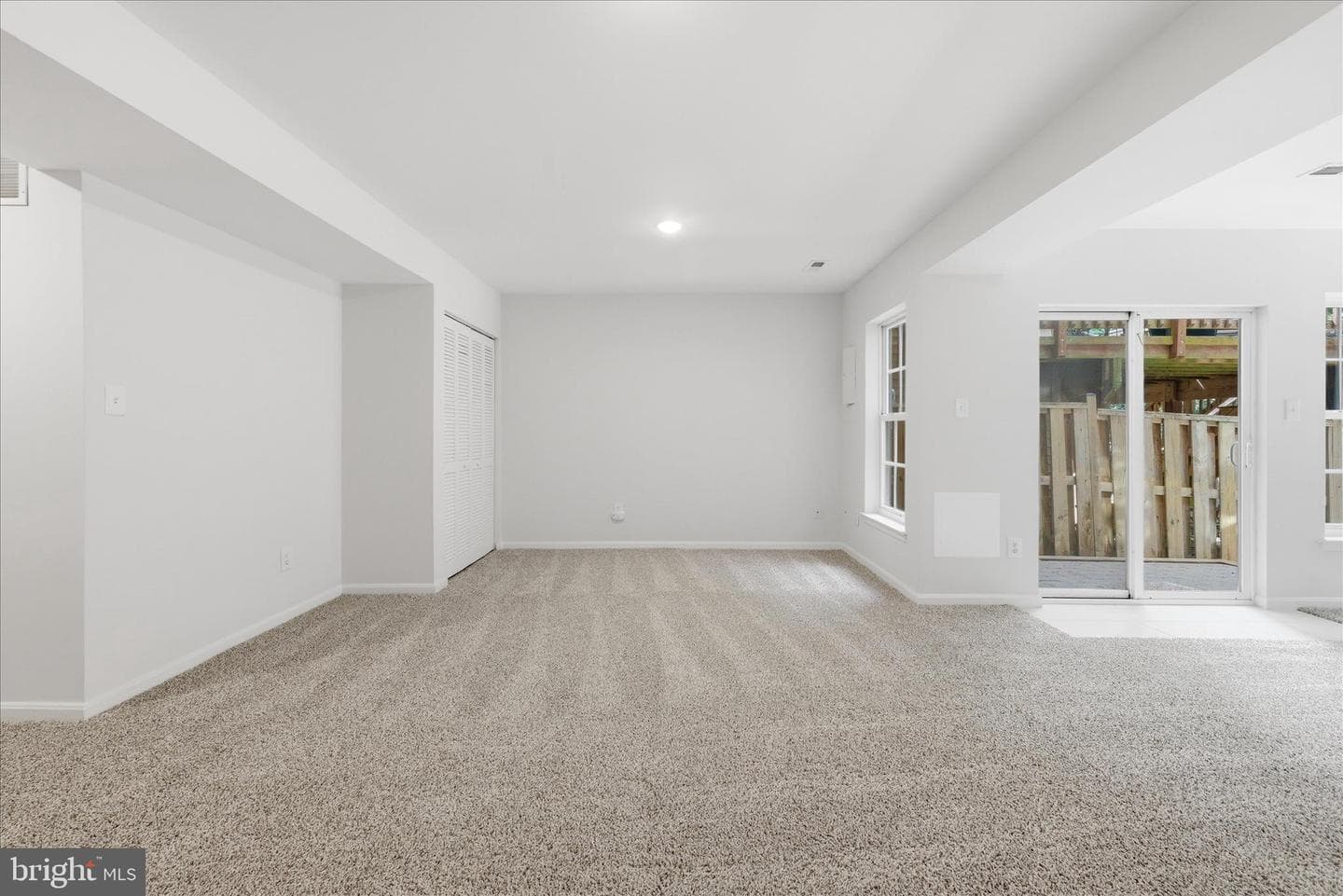 8972 Benchmark Lane photo 34