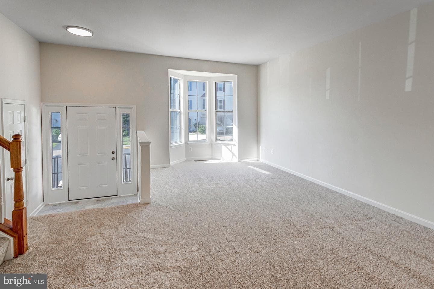 10504 Montrose Way photo 18