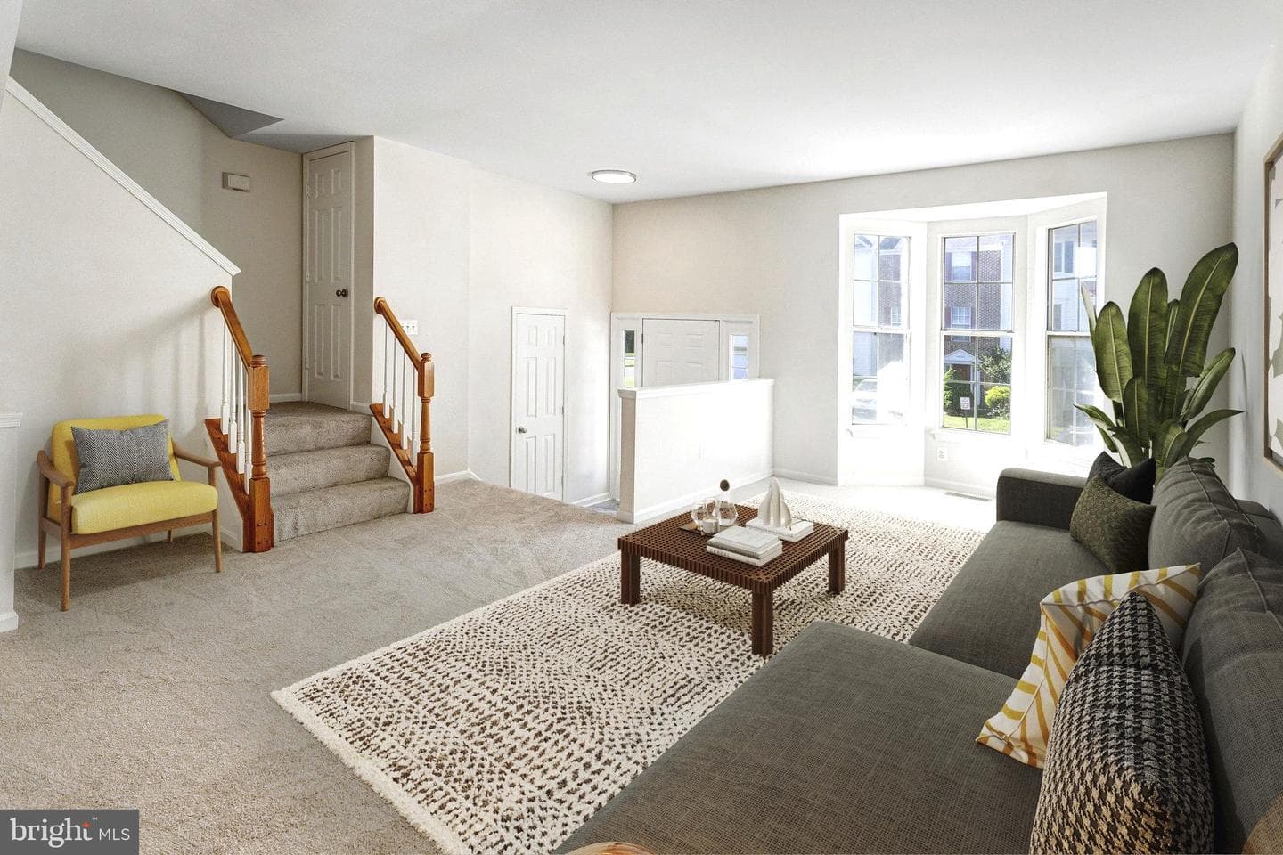 10504 Montrose Way photo 4