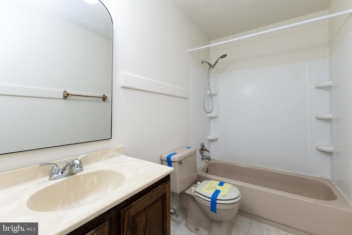5308 Macwood Drive photo 10