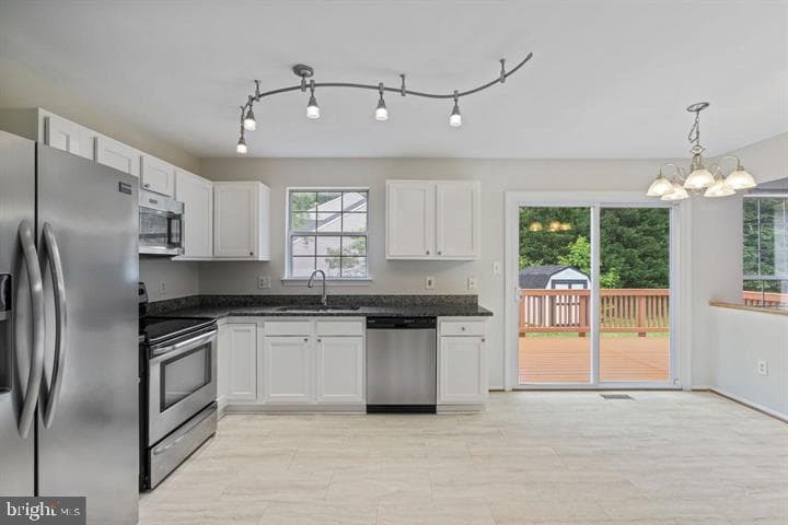 3429 Lacrosse Court photo 3