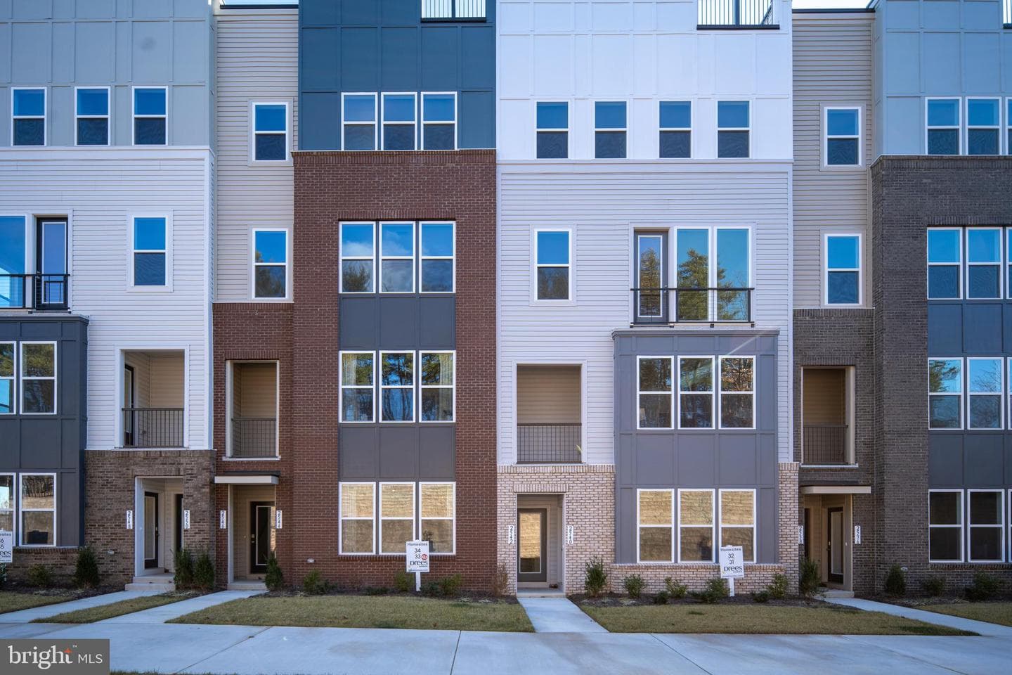 2542 Neabsco Common Place photo 1