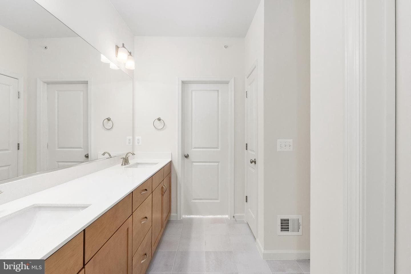 2542 Neabsco Common Place photo 26