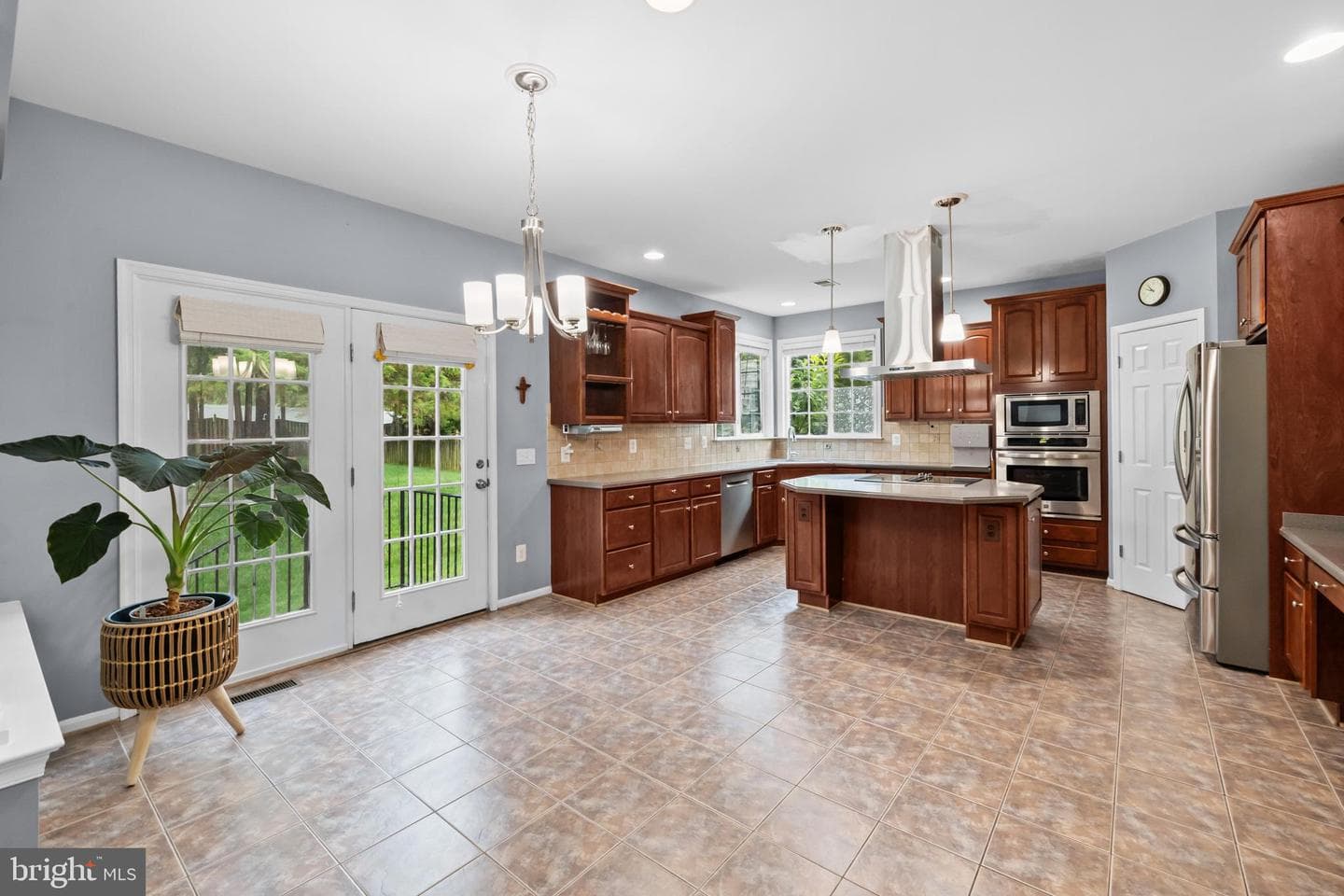 5680 Caribbean Court photo 14