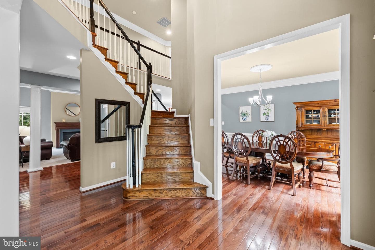 5680 Caribbean Court photo 2