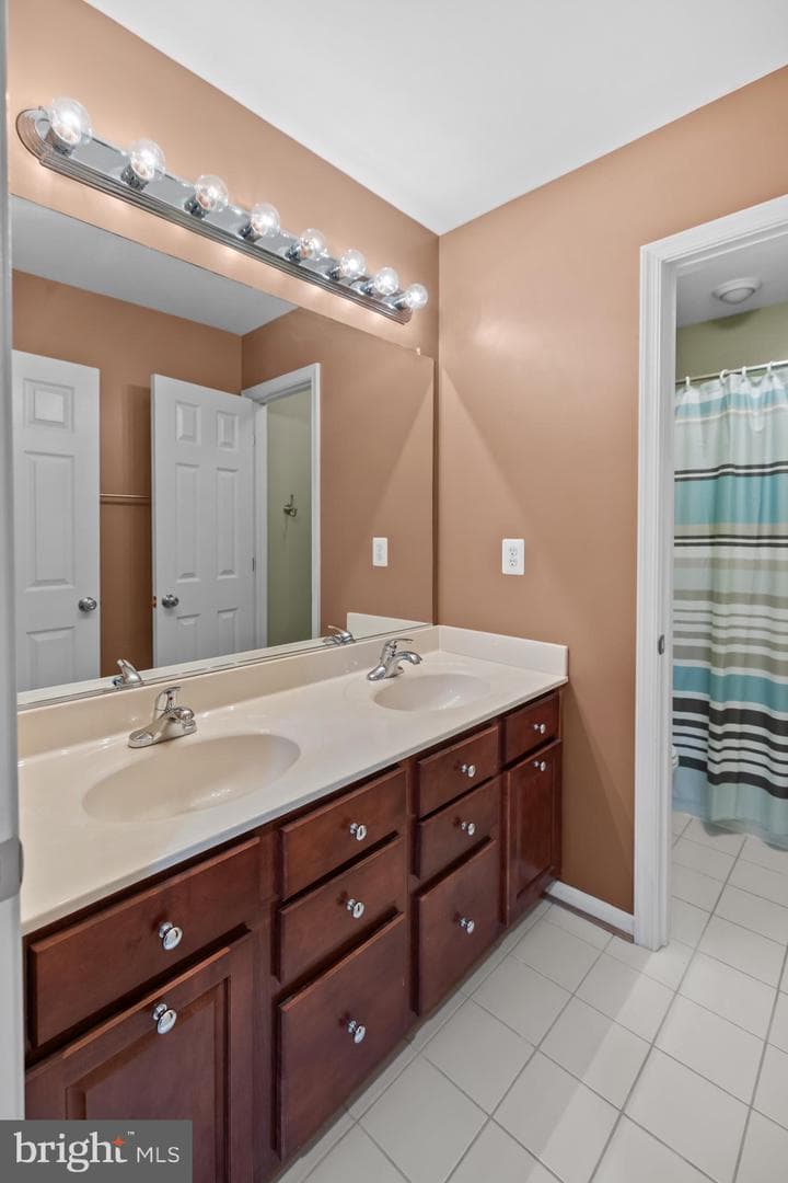 5680 Caribbean Court photo 38