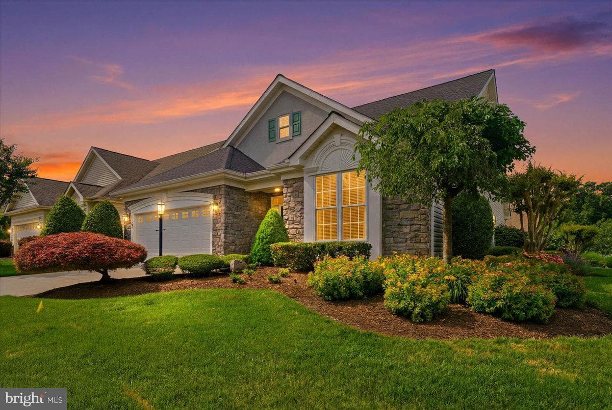 13452 Fieldstone