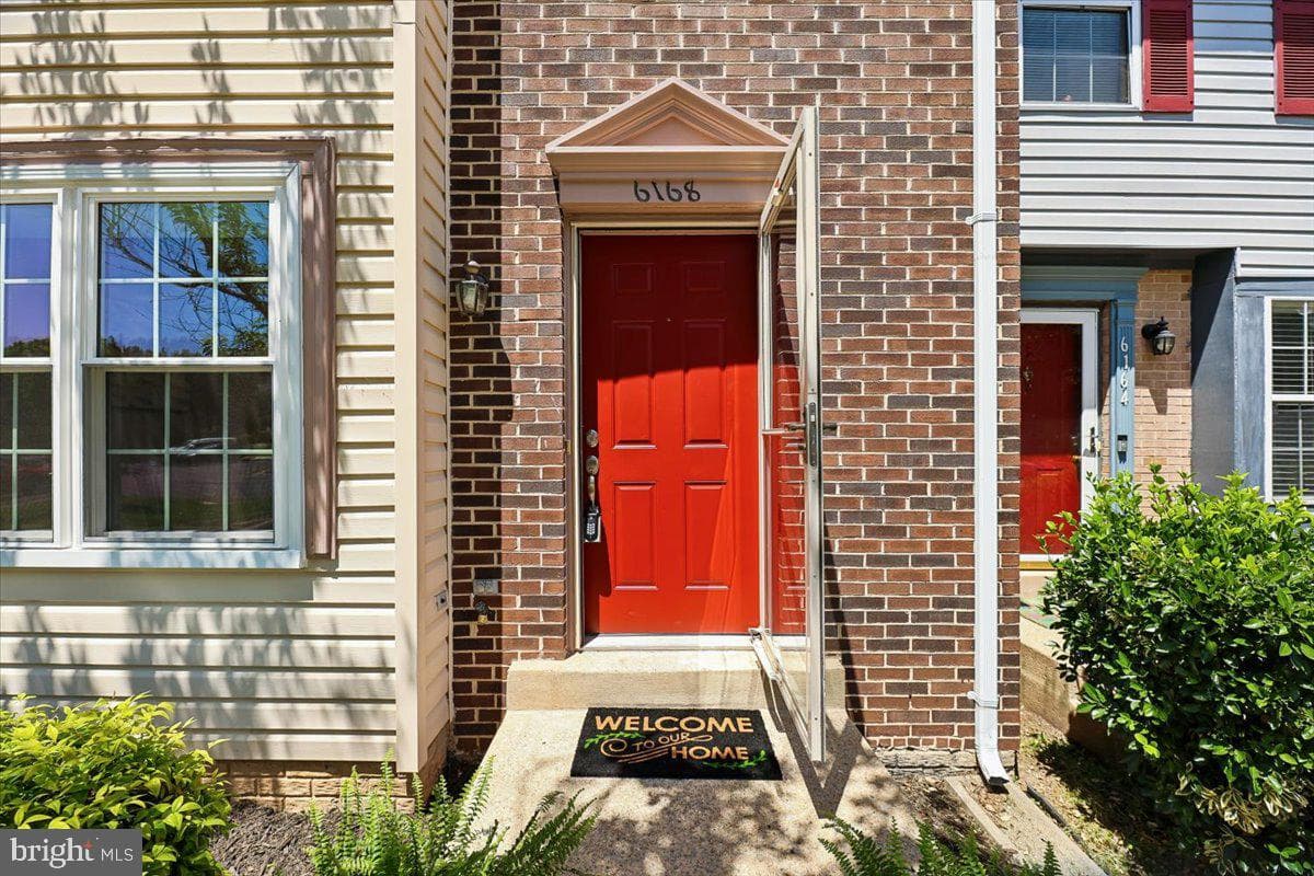 6168 Trident Lane photo 2