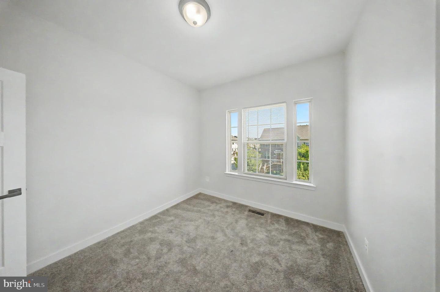 18109 Red Cedar Road photo 27