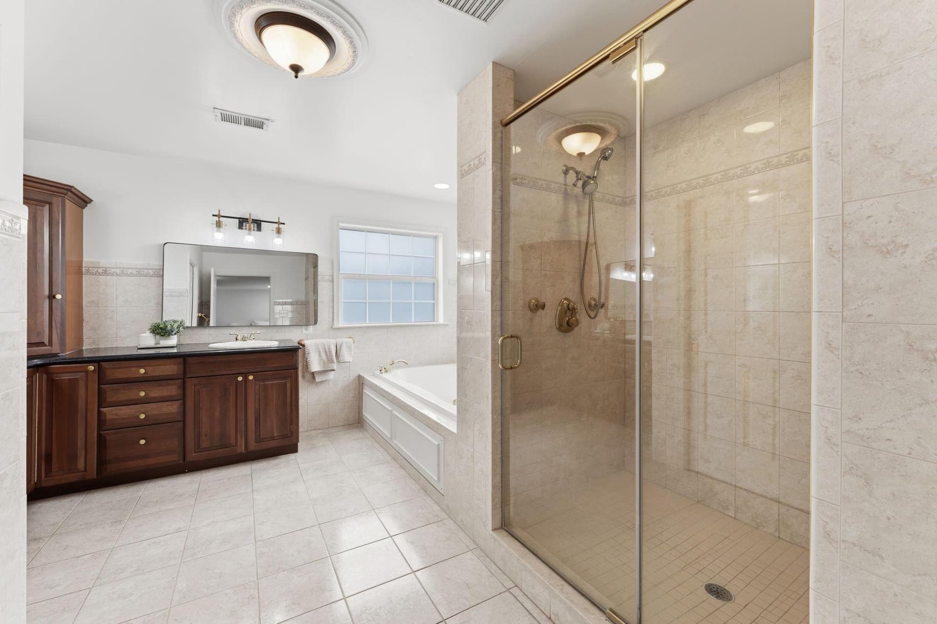 4740 Angus Drive photo 27